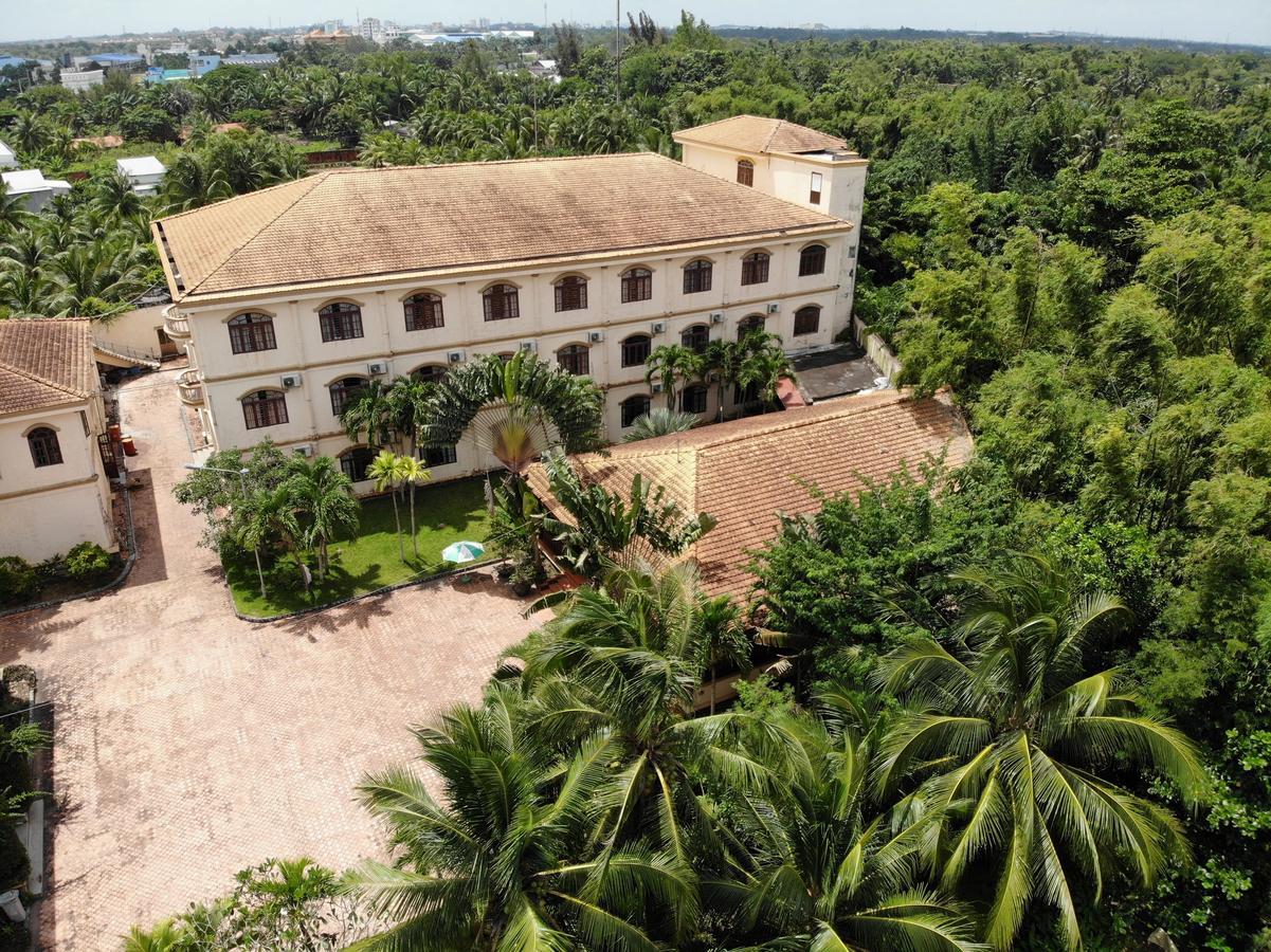 Ngoc Thu Hotel Soc Trang Exterior foto