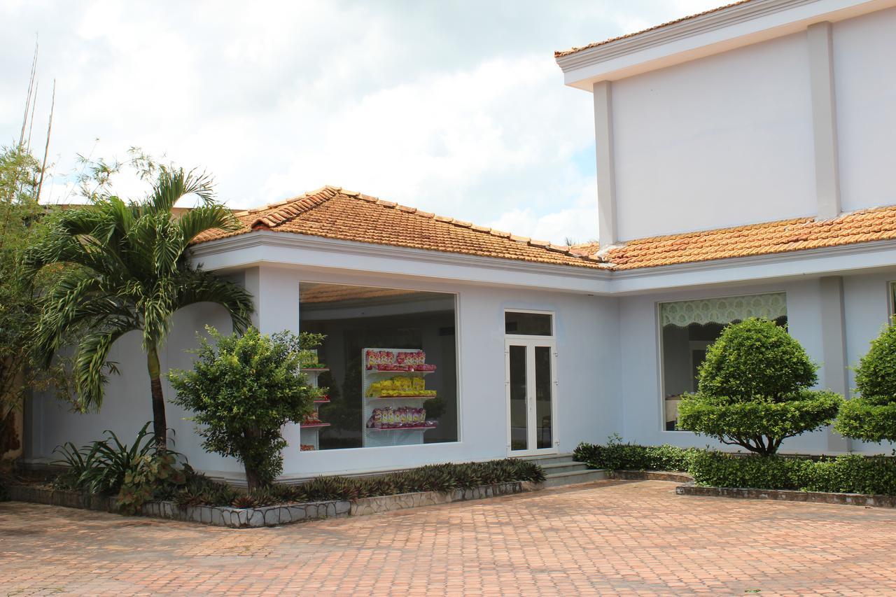 Ngoc Thu Hotel Soc Trang Exterior foto