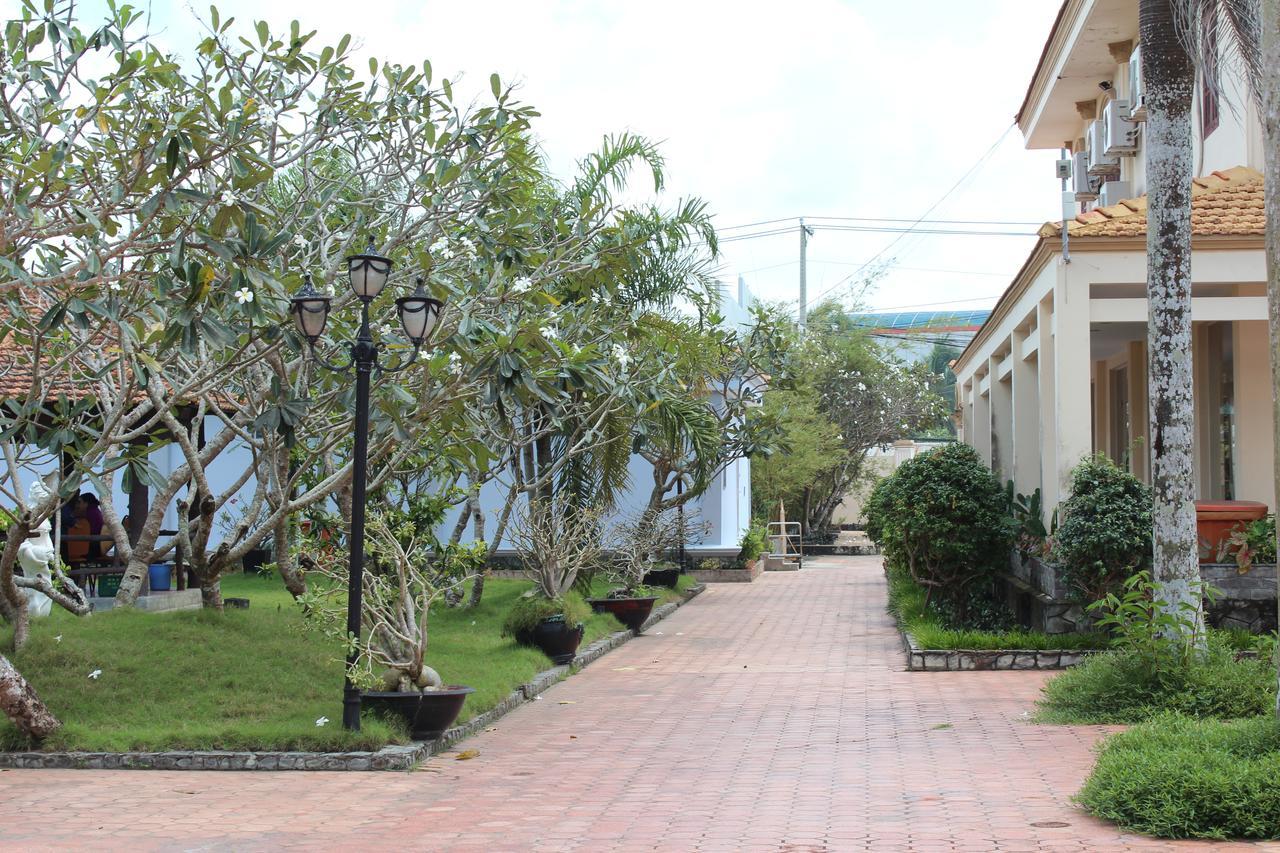 Ngoc Thu Hotel Soc Trang Exterior foto